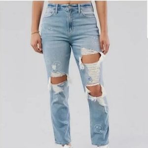 Hollister Smiley Face Ultra High Rise Mom Jeans